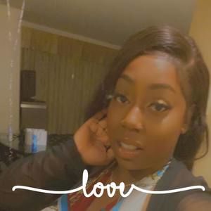 Meet your Posher, Lashaunda